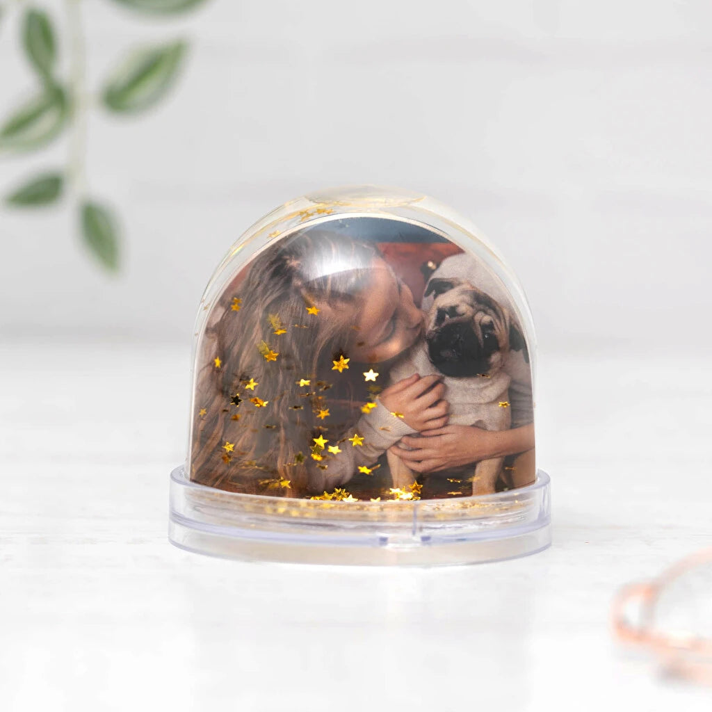 Custom Glitter Globe – Personalized Snow Globe with Replaceable Photos | From 1 Piece!